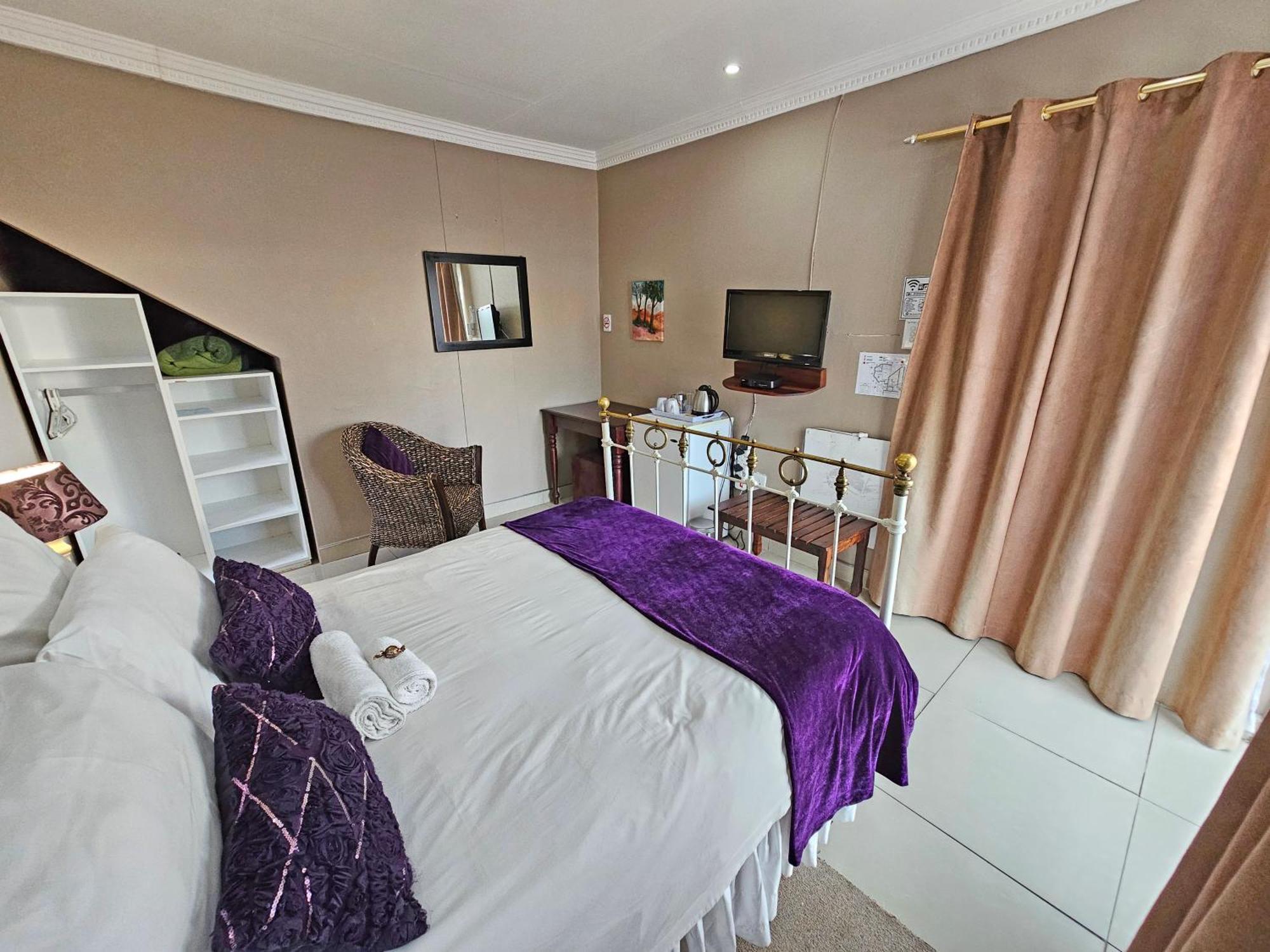 Bettie'S Luxury Lodge Kroonstad Eksteriør billede