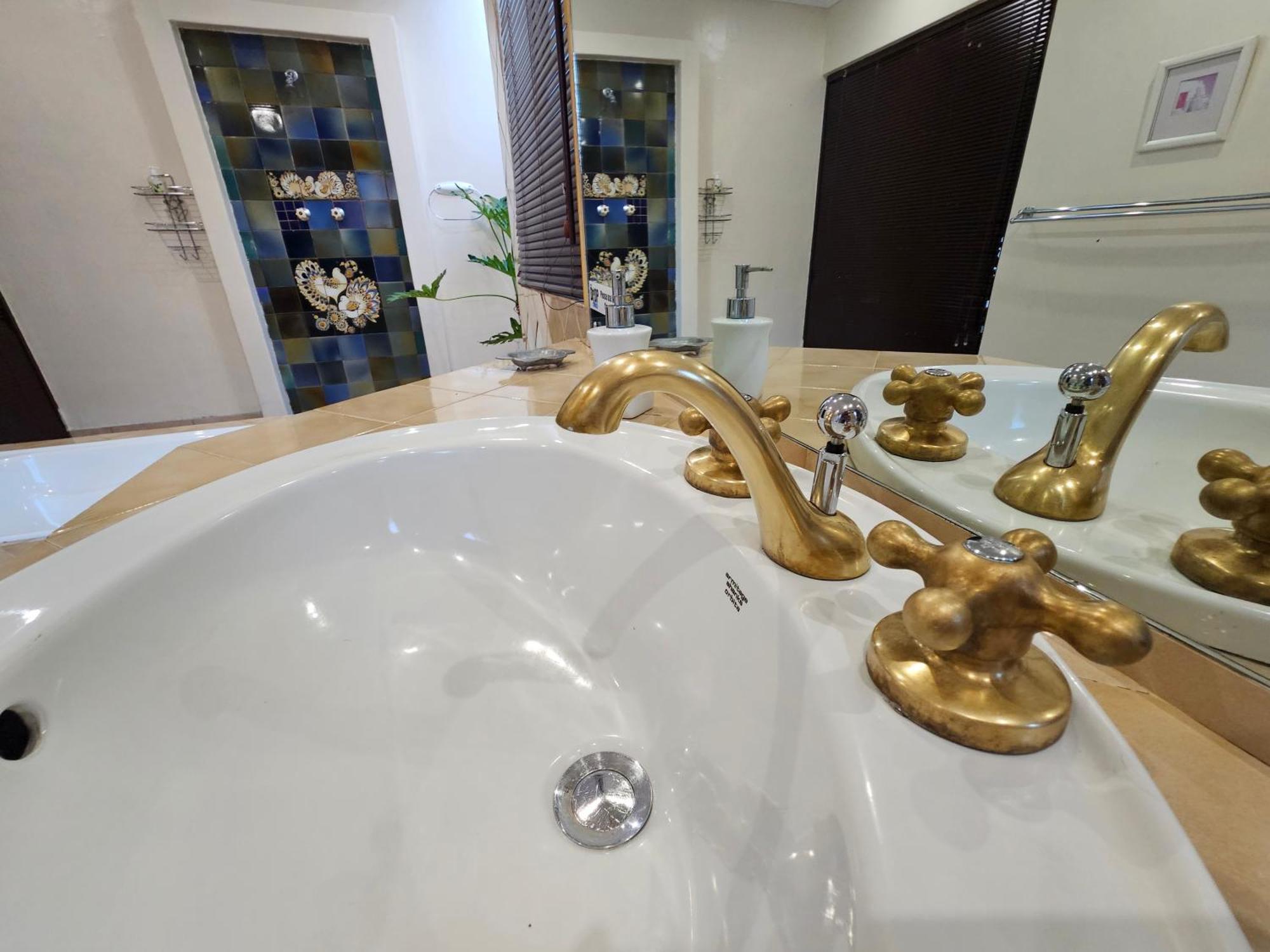 Bettie'S Luxury Lodge Kroonstad Eksteriør billede
