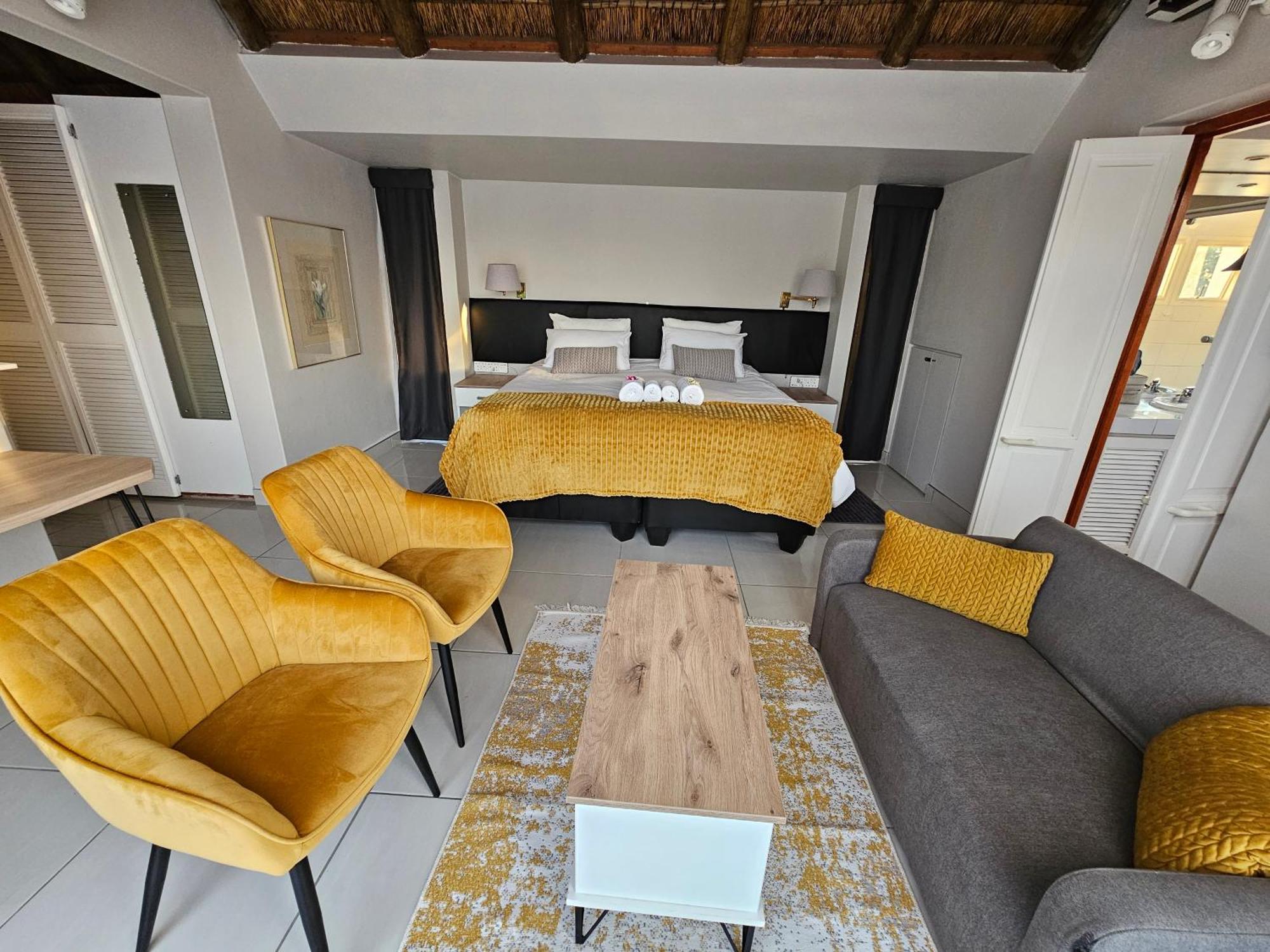 Bettie'S Luxury Lodge Kroonstad Eksteriør billede