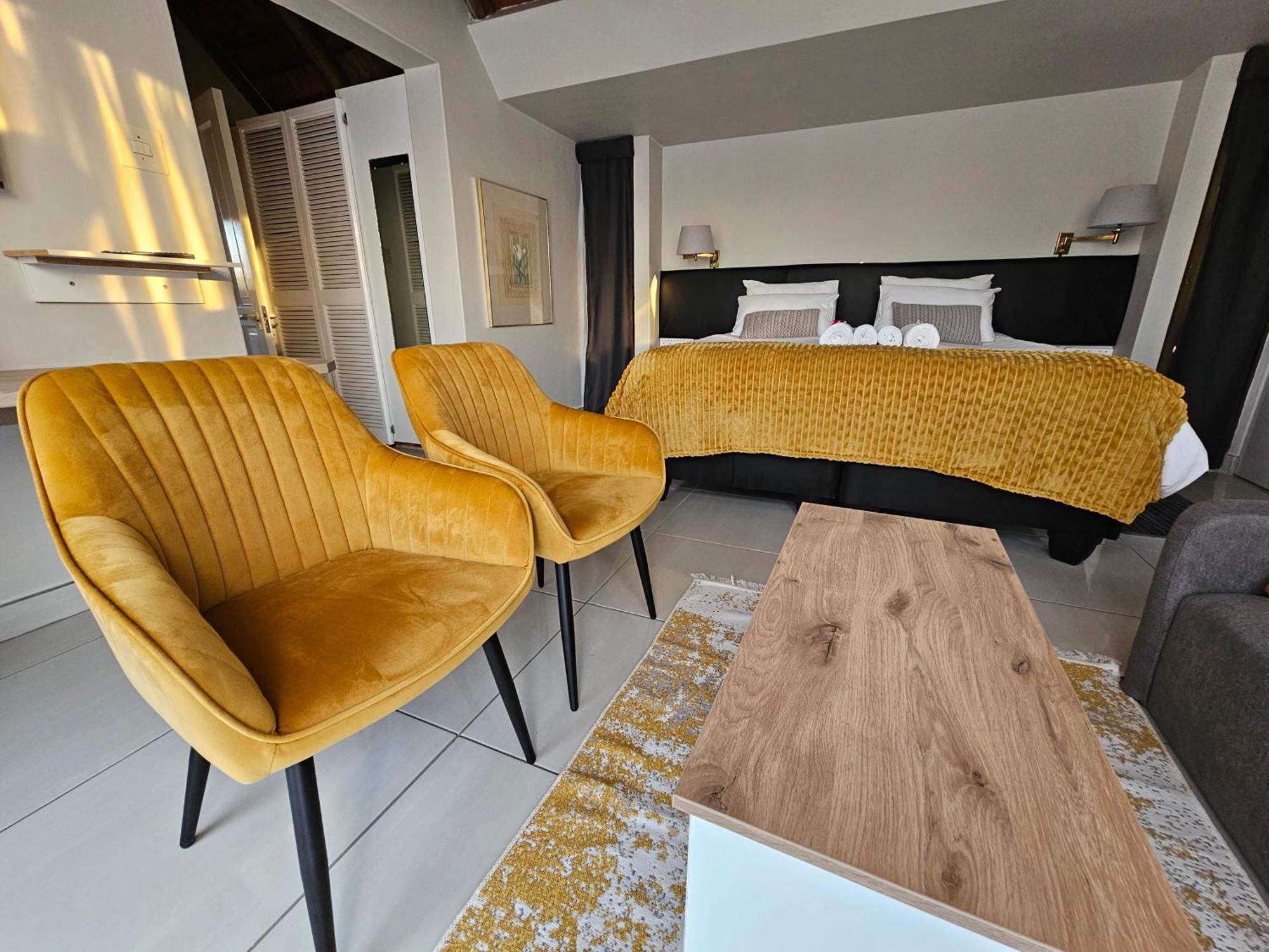Bettie'S Luxury Lodge Kroonstad Eksteriør billede